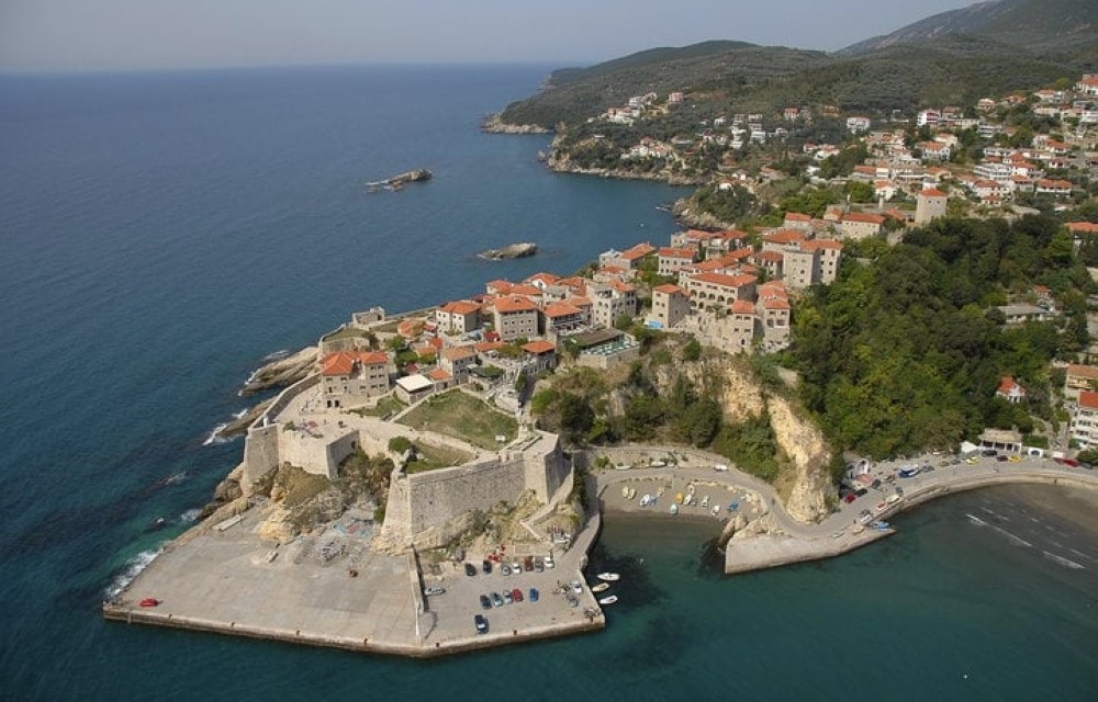 Cemara Hijau Lembang Attraction Pictures