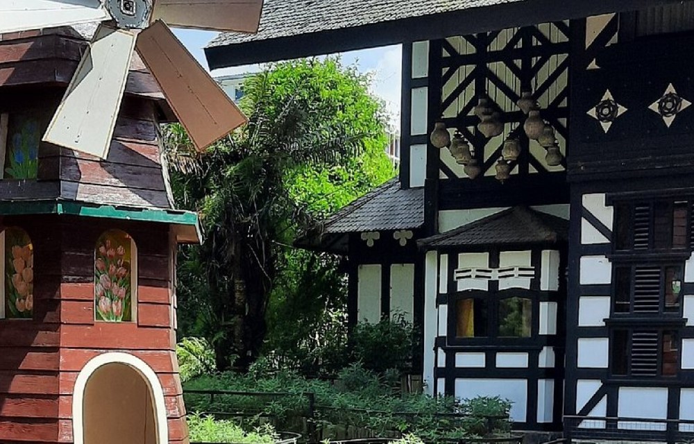 Cemara Hijau Lembang Attraction Pictures